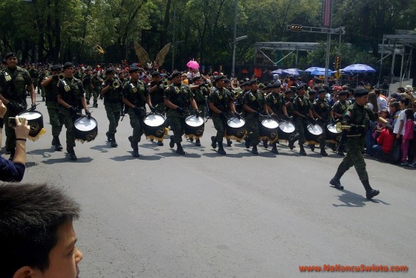 120913 03 201209161924